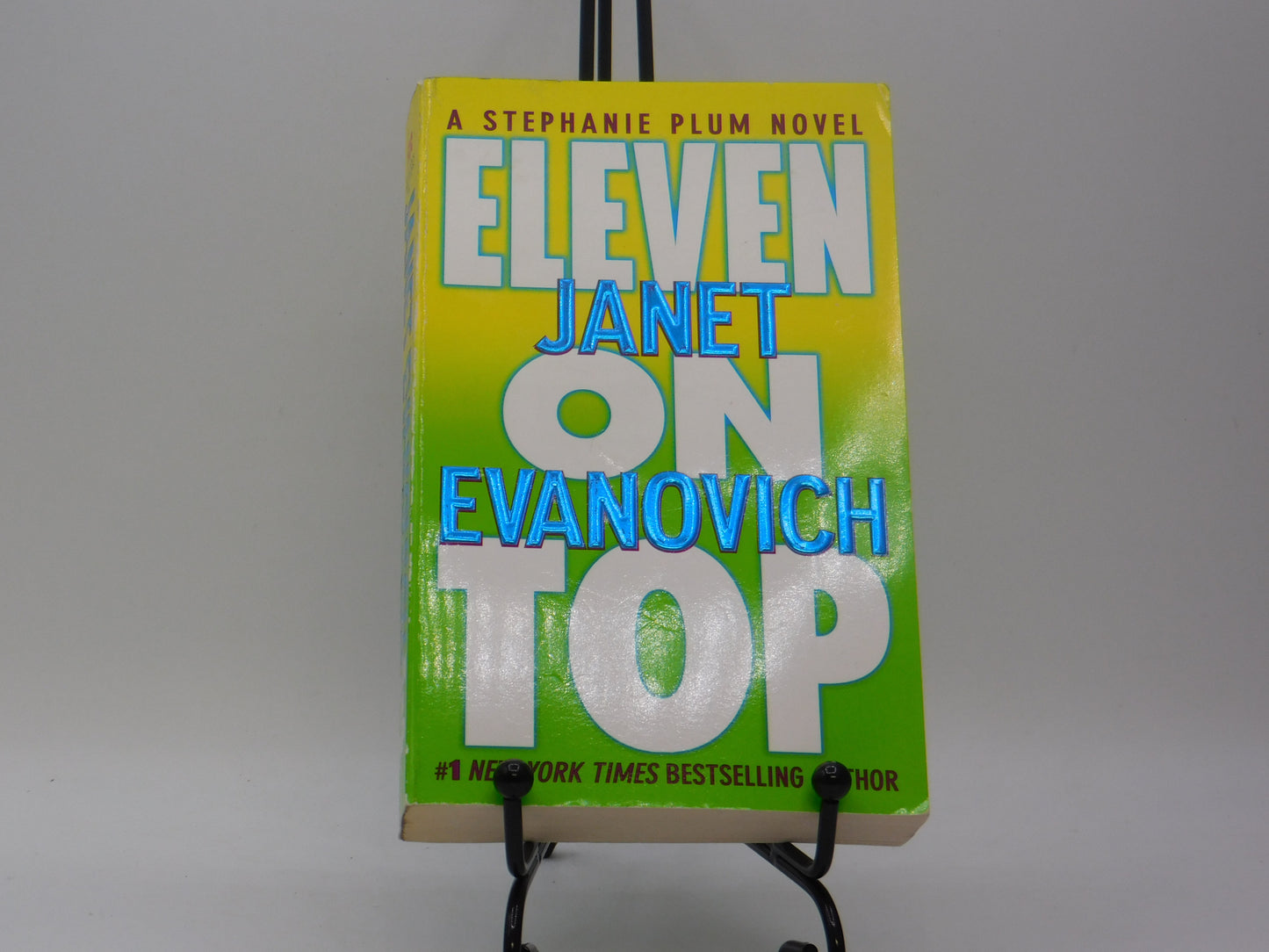 Eleven On Top by janet Evanovich