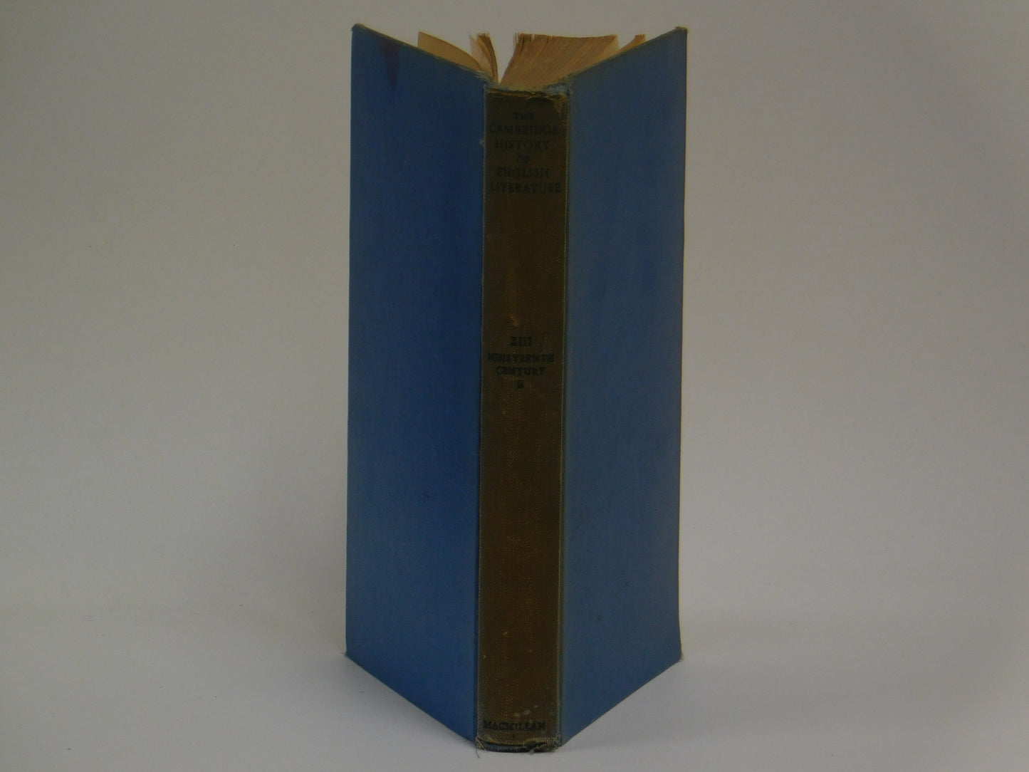 The Cambridge History of English Literature Volume 13