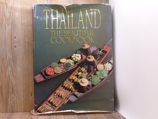 Thailand: The Beautiful Cookbook by Panurat Poladitmontr