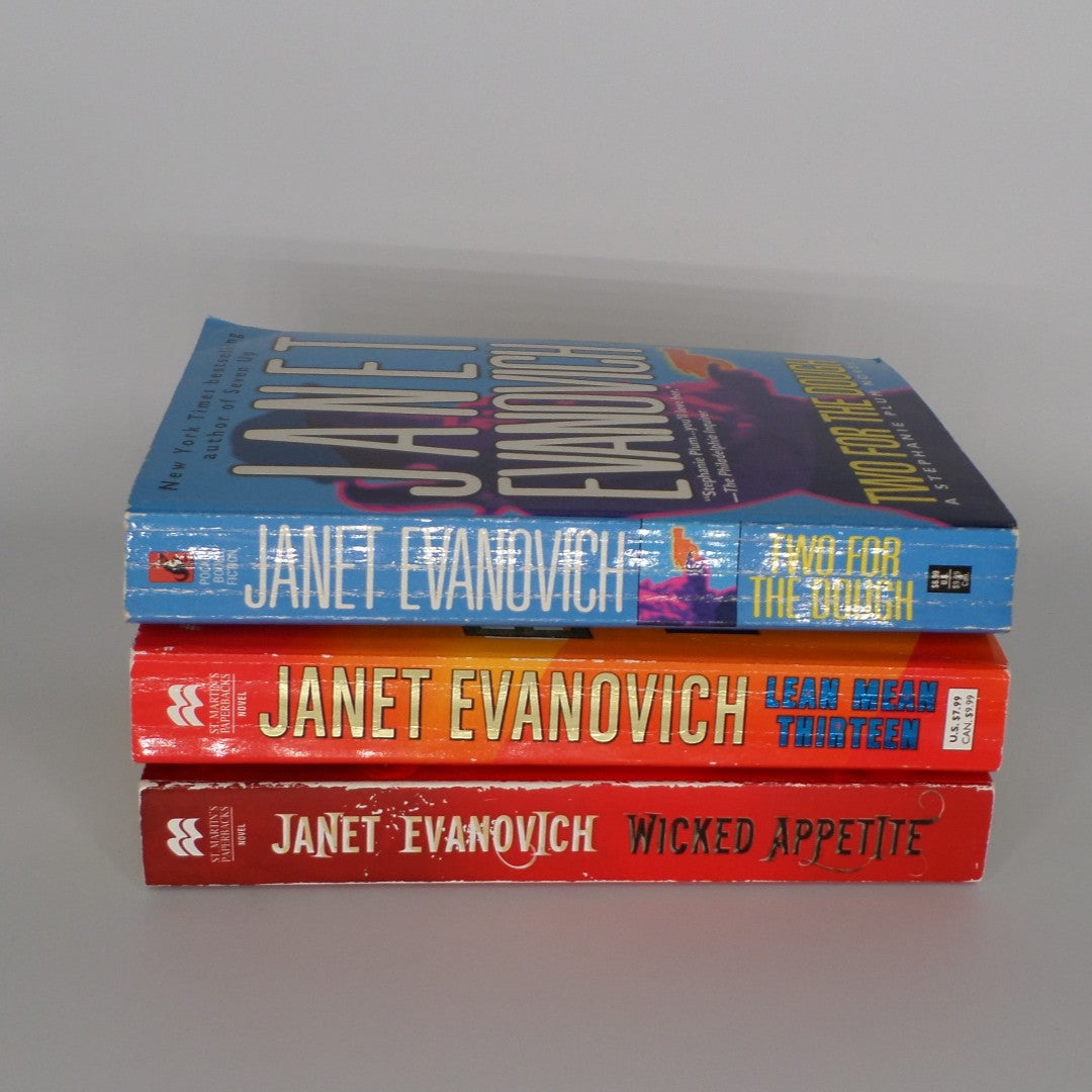 Bundle: Janet Evanovich Novels: Two for the Dough, Wicked Appetite, and Lean Mean Thirteen